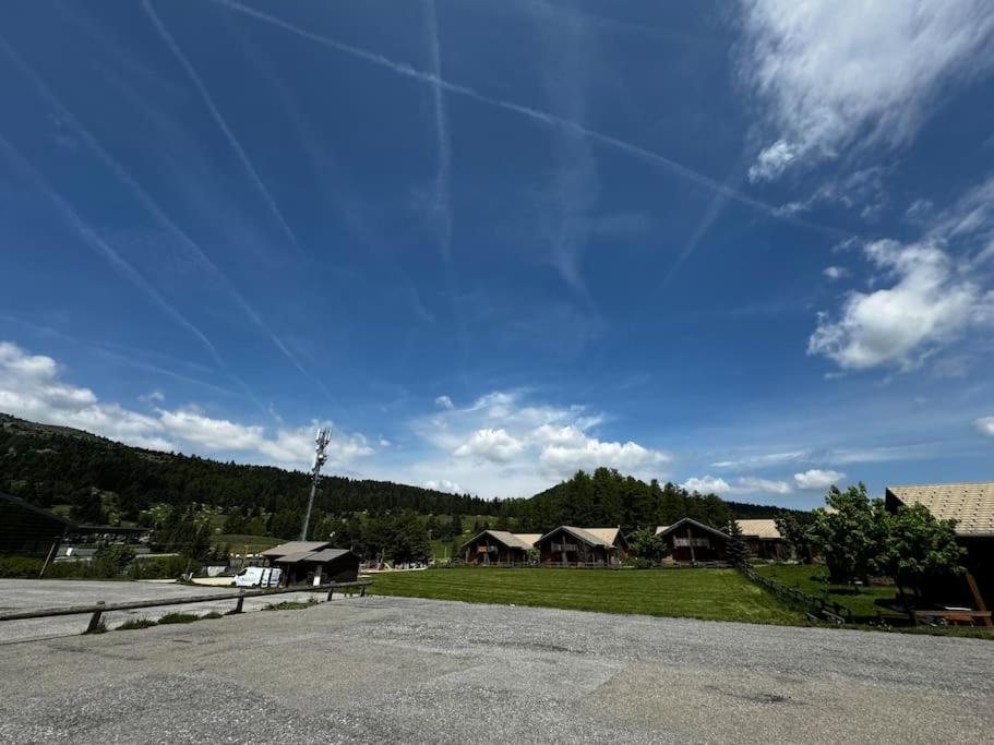 Saint-Étienne-en-DévoluyLocation Superdevoluyアパートメント エクステリア 写真